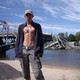 Dima, 39