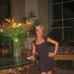 Елена, 82