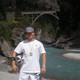 Adis, 40