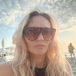 Lena, 43