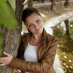 Elena, 40