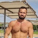 Alex, 40