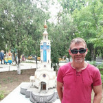 Роман, 45