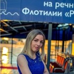 Julia, 37