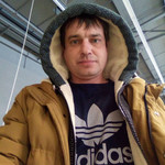 Роман, 41