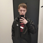 yxung demxn, 22