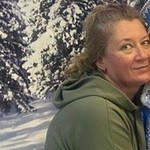 Lara, 57
