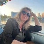 Lara, 57